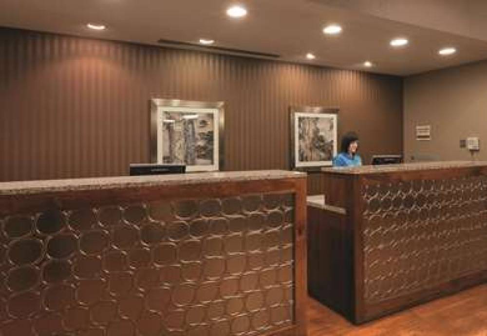 LA QUINTA INN STE BUTTE 10