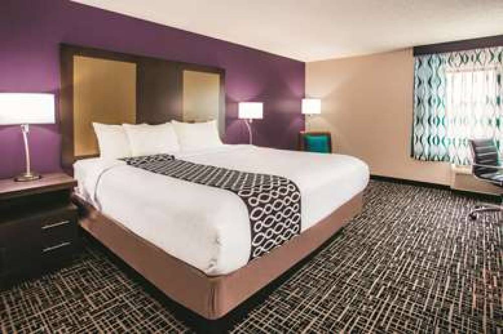 LA QUINTA INN STE CINCINNATI NE 10