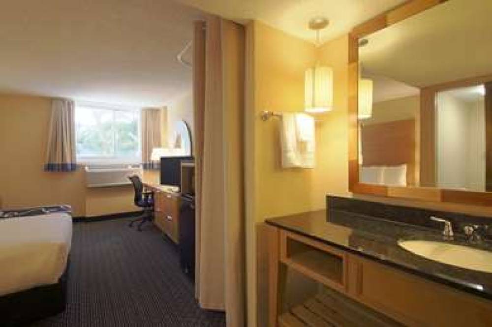 LA QUINTA INN STE DEERFIELD BEACH 5