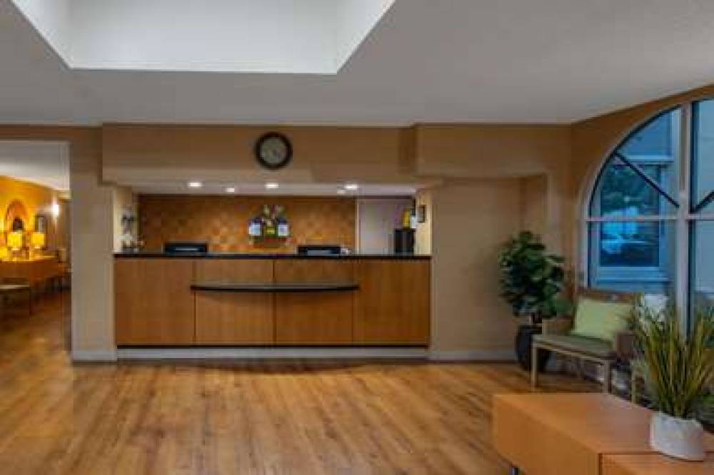 LA QUINTA INN STE DEERFIELD BEACH 8