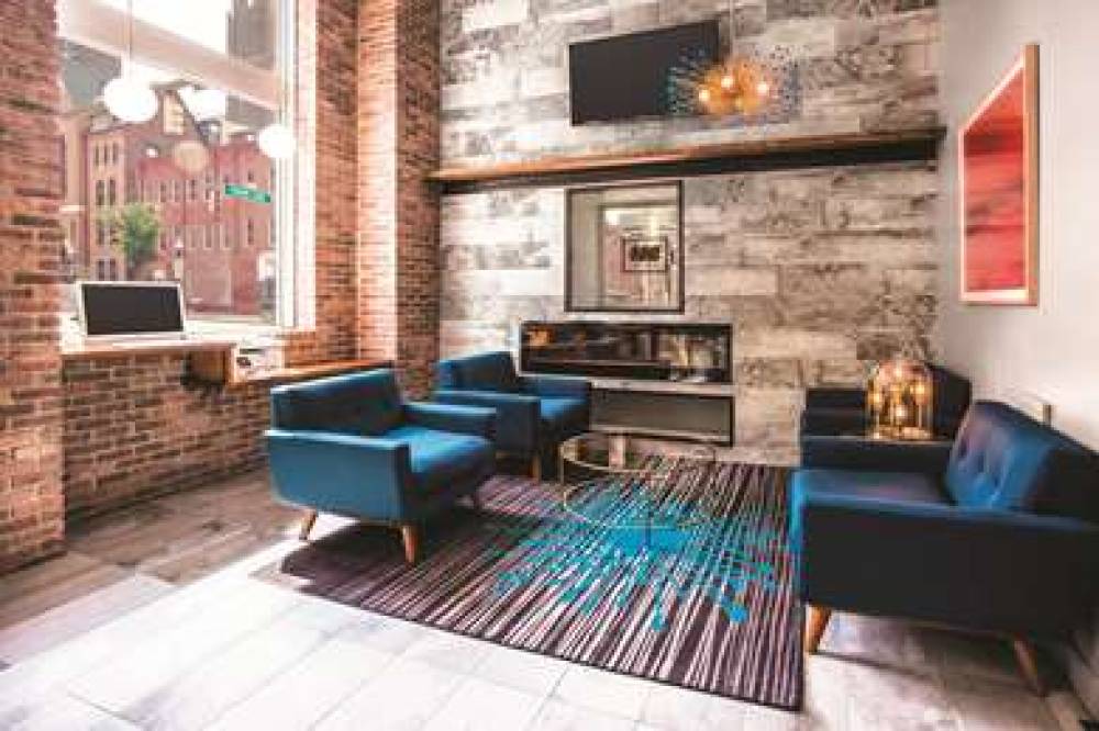 LA QUINTA INN STE DOWNTOWN 3