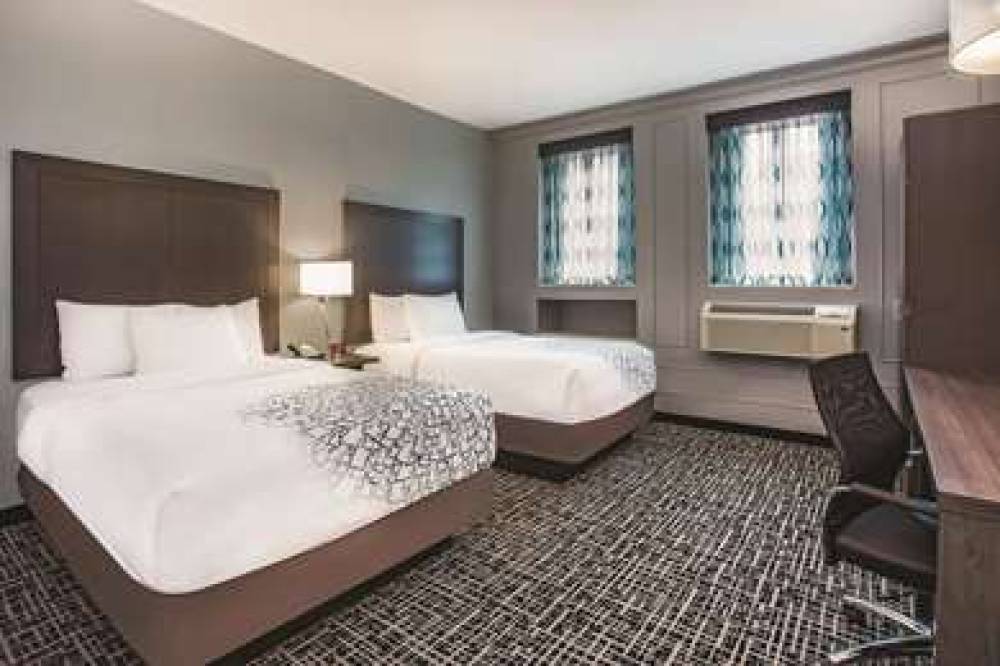 LA QUINTA INN STE DOWNTOWN 10