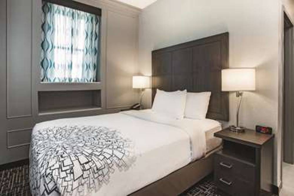 LA QUINTA INN STE DOWNTOWN 7