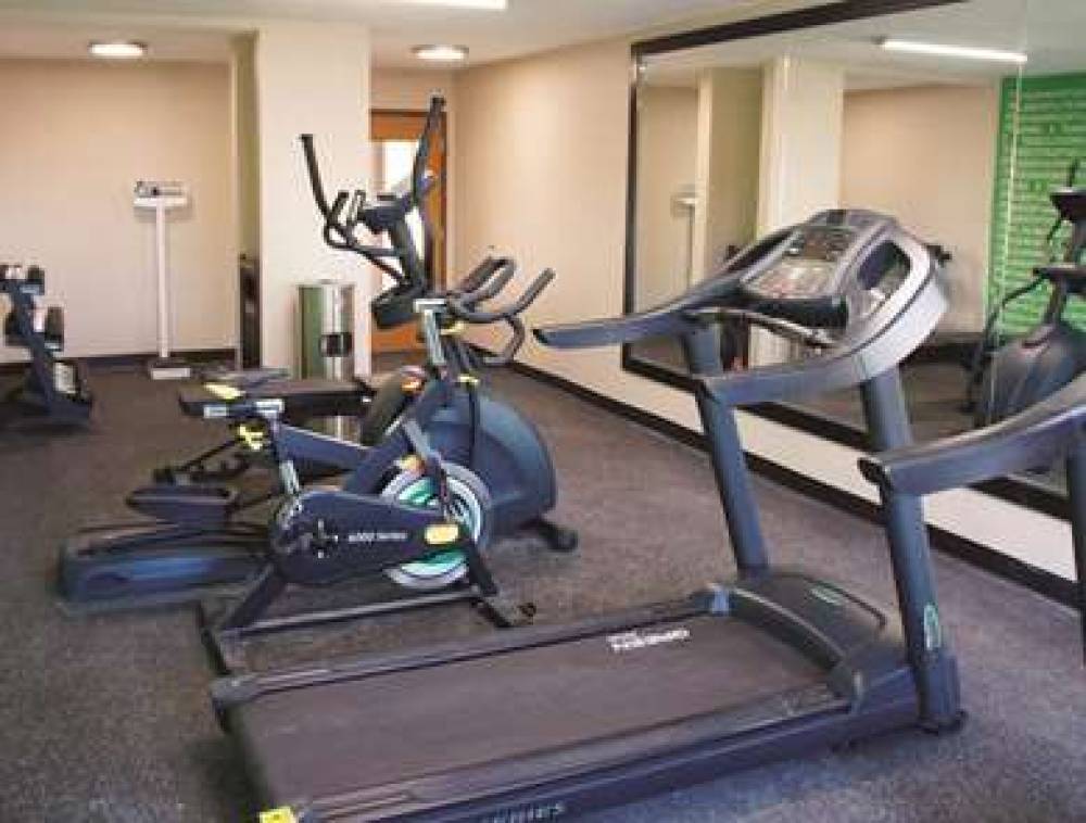 LA QUINTA INN STE EMPORIA 10