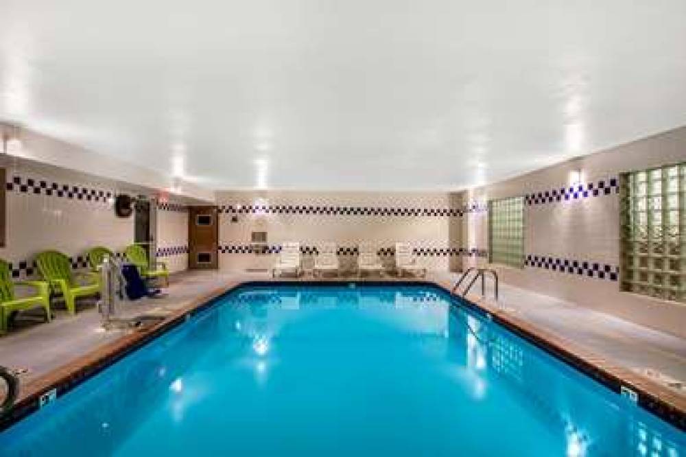 LA QUINTA INN STE EMPORIA 9