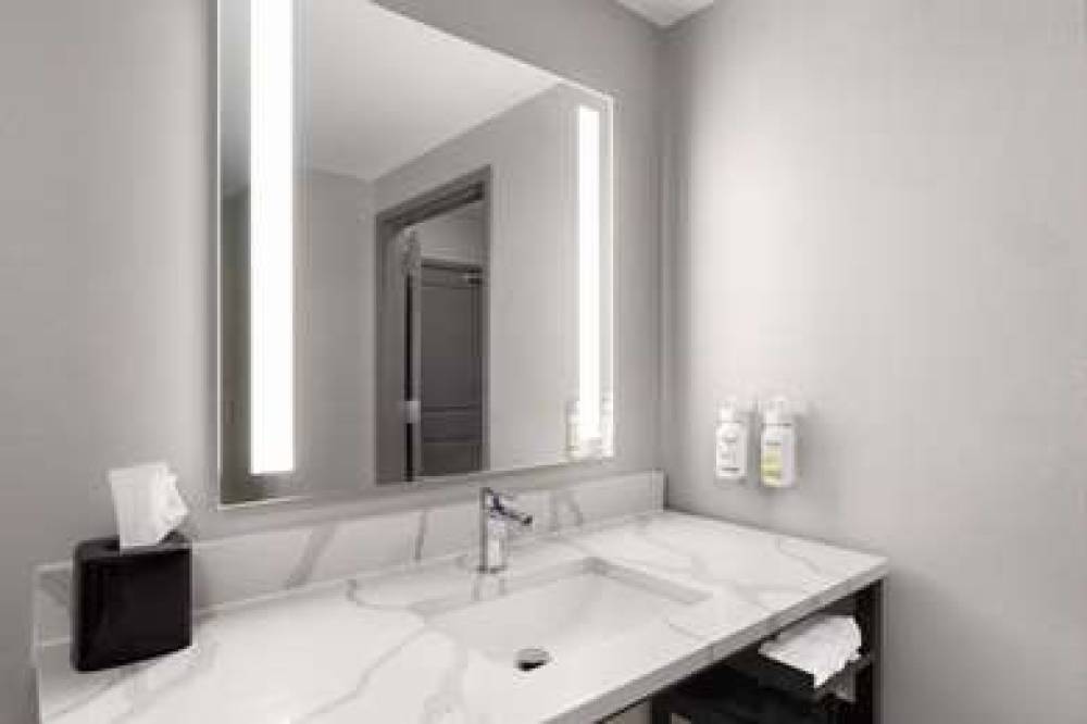 LA QUINTA INN STE KNOXVILLE CENTRAL 4