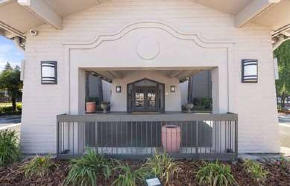 LA QUINTA INN STOCKTON 5