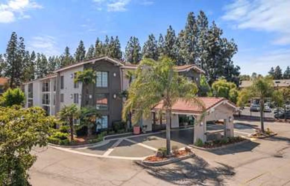 LA QUINTA INN STOCKTON 3