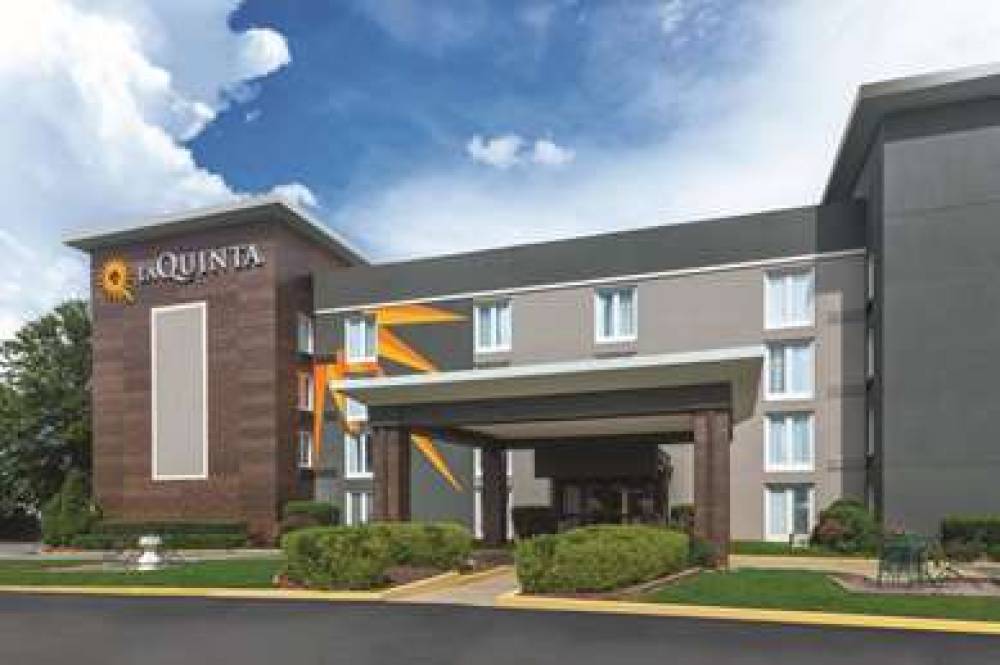 La Quinta Inn & Suites Atlanta Airport South 3