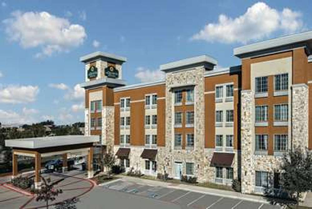La Quinta Inn & Suites Austin - Cedar Park 1