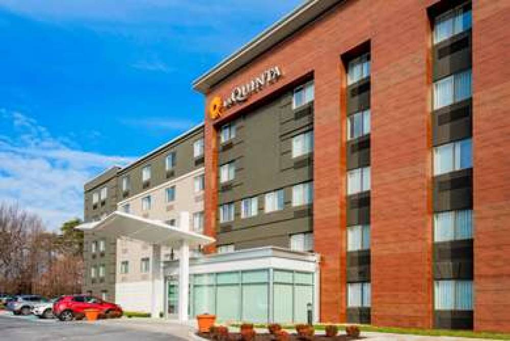 La Quinta Inn & Suites Baltimore BWI Airport 5