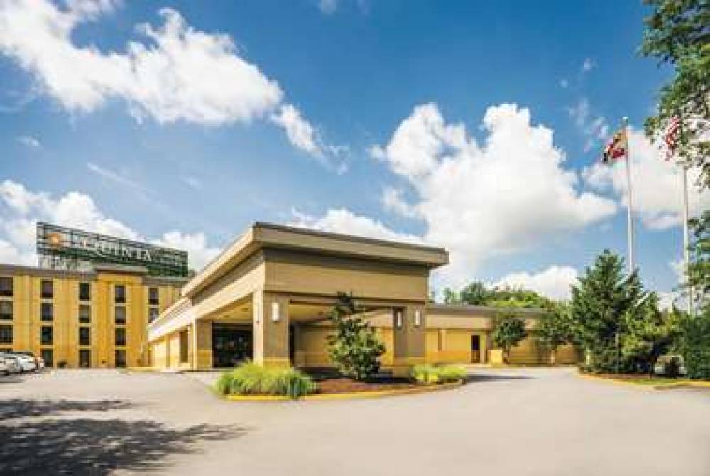 La Quinta Inn & Suites Baltimore South Glen Burnie 1