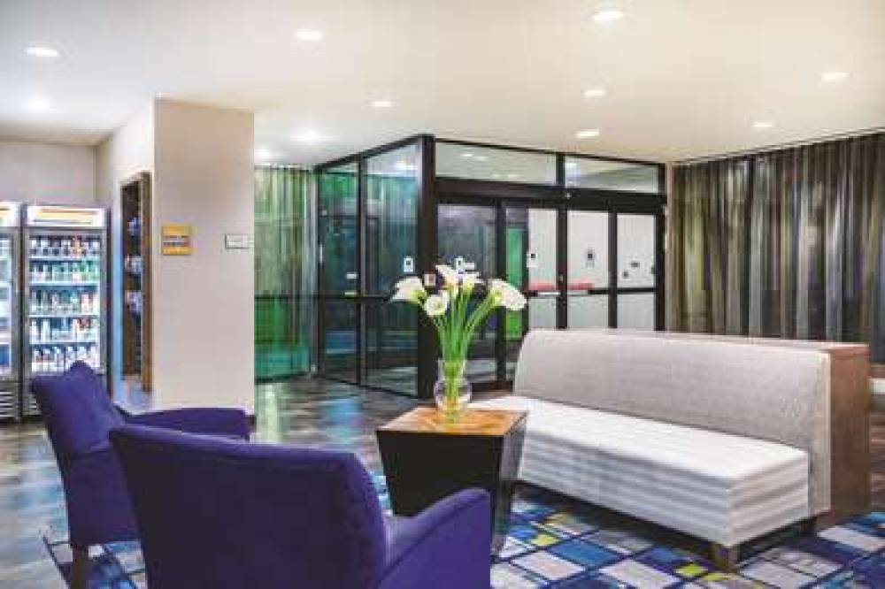 La Quinta Inn & Suites Baltimore South Glen Burnie 5