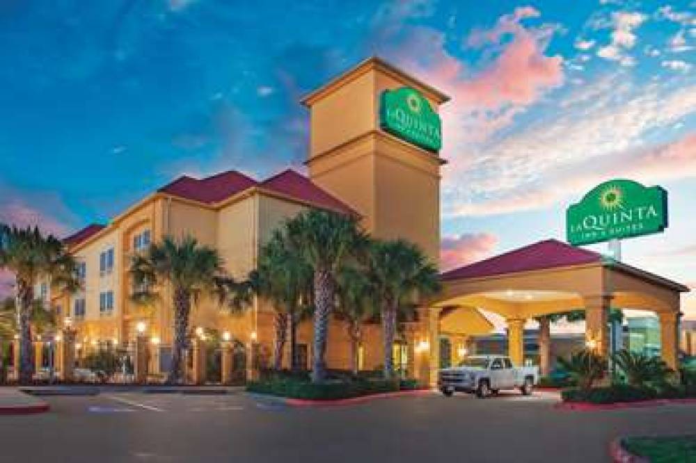 La Quinta Inn & Suites Beaumont West 2