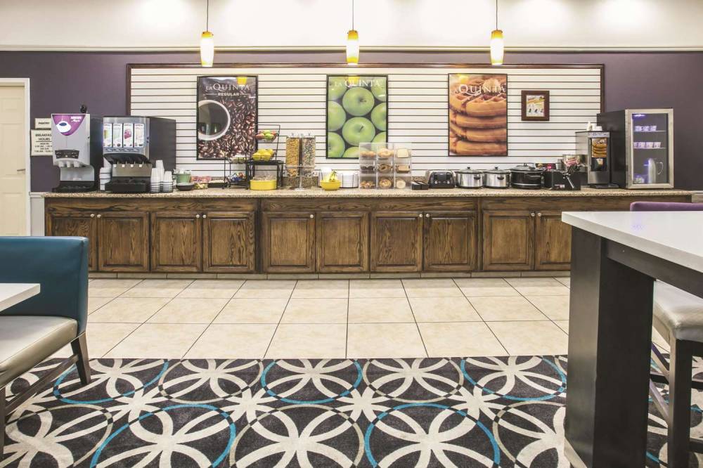 La Quinta Inn & Suites Brownwood 6