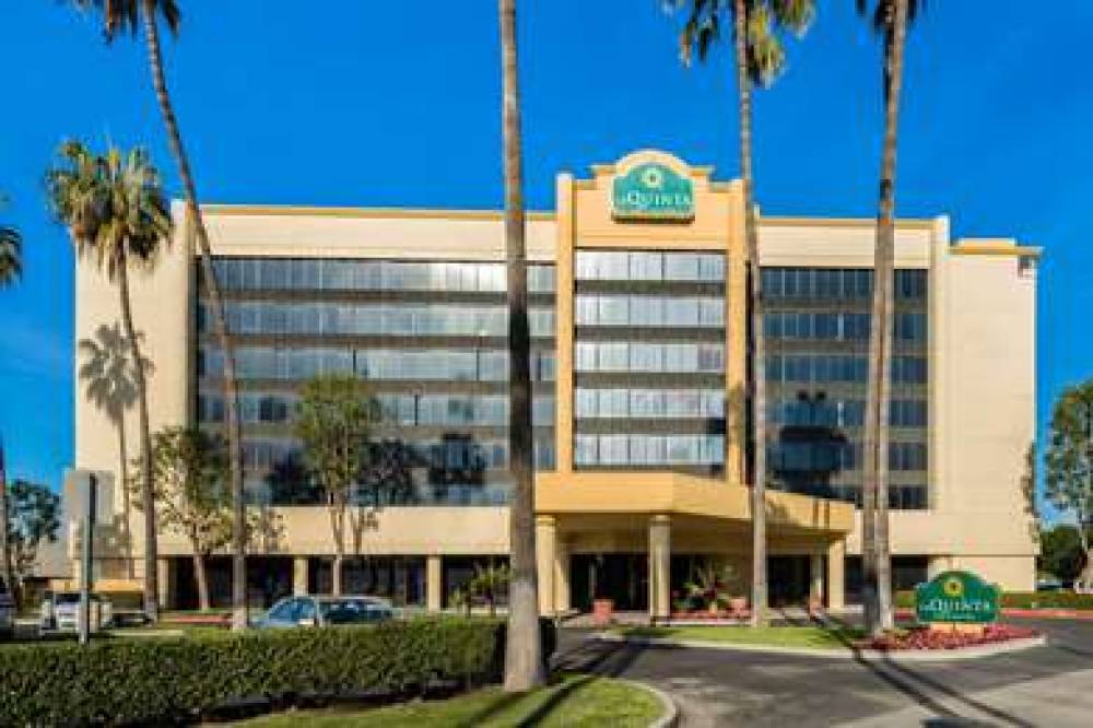 La Quinta Inn & Suites Buena Park 1