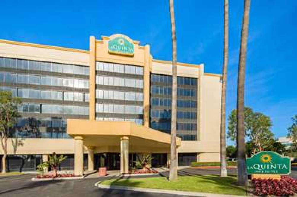La Quinta Inn & Suites Buena Park 2