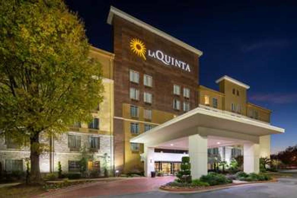La Quinta Inn & Suites By Wyndham Atlanta Airport North
