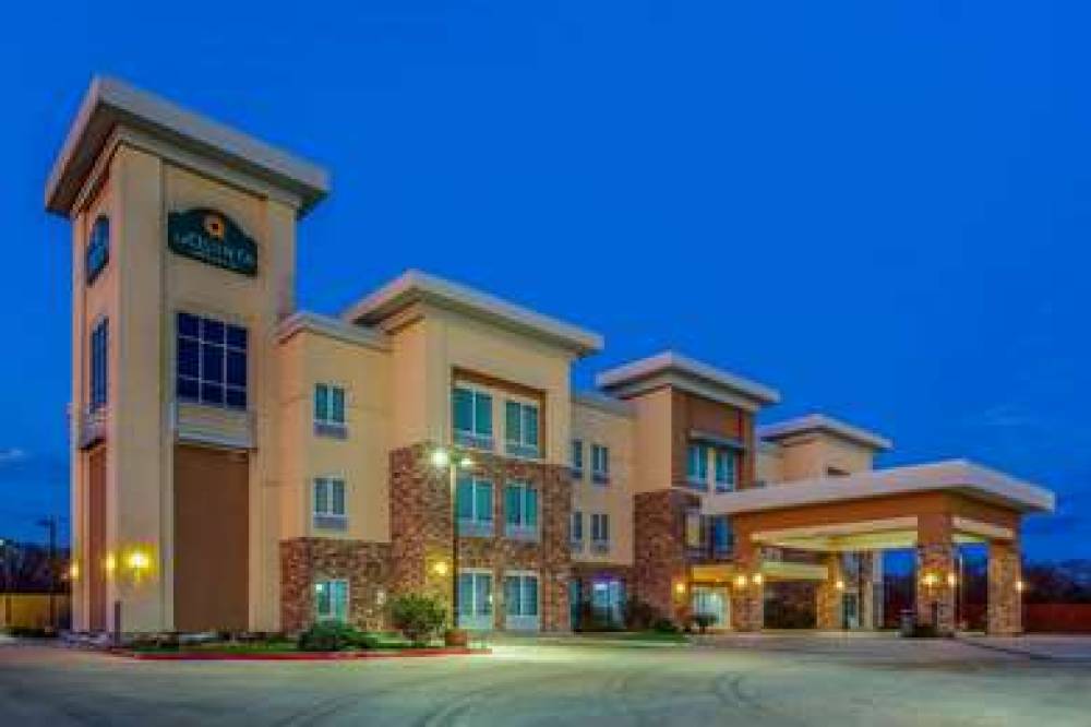 La Quinta Inn & Suites By Wyndham Luling