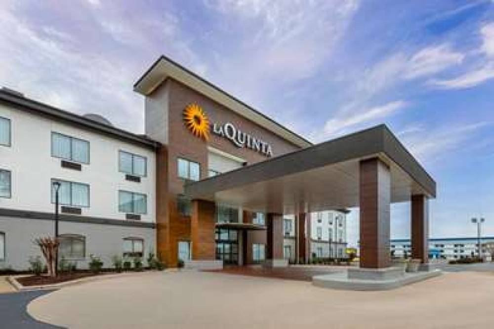 La Quinta Inn & Suites By Wyndham M
