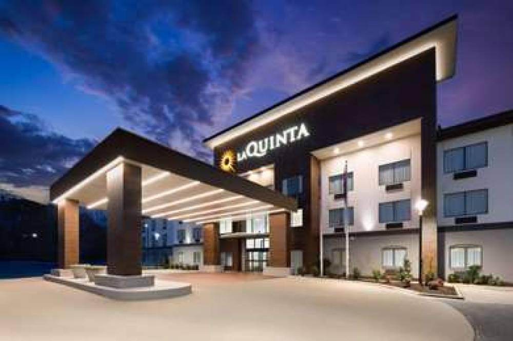 LA QUINTA INN & SUITES BY WYNDHAM M 3
