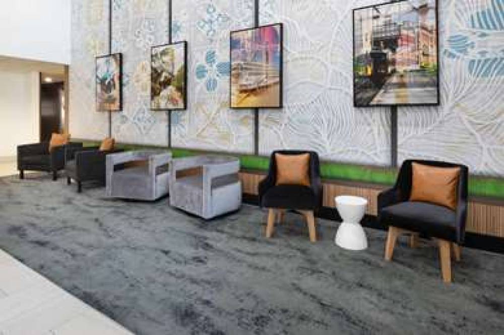 LA QUINTA INN & SUITES BY WYNDHAM M 6