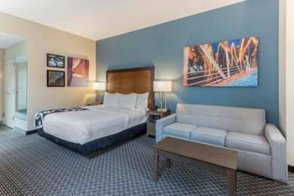 La Quinta Inn & Suites Chicago Downtown 5