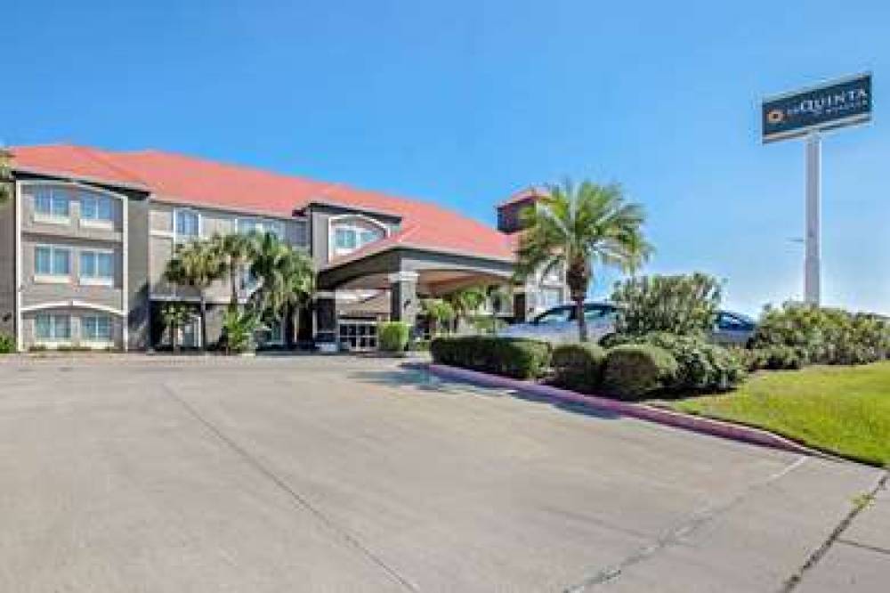 La Quinta Inn & Suites Corpus Christi Airport 1