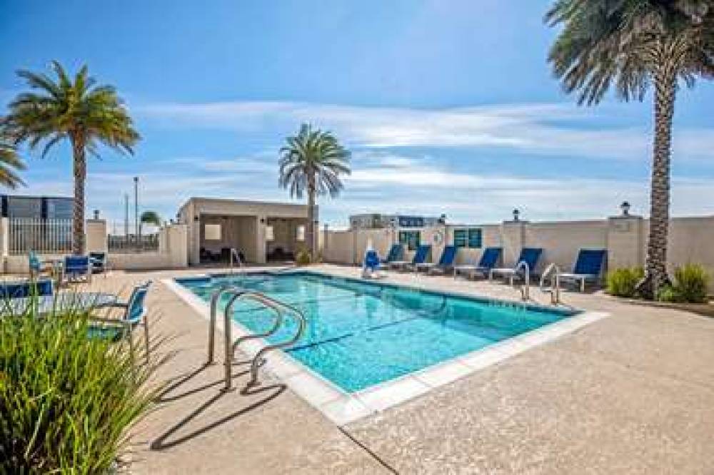 La Quinta Inn & Suites Corpus Christi - Portland 5
