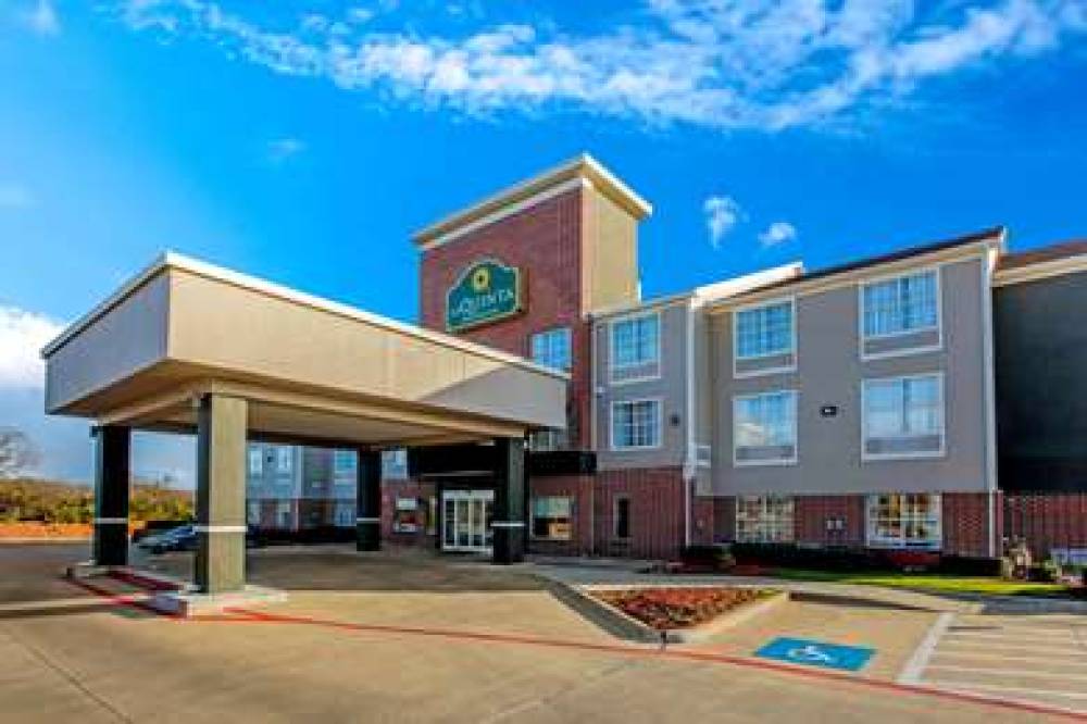 La Quinta Inn & Suites Dallas Mesquite 3