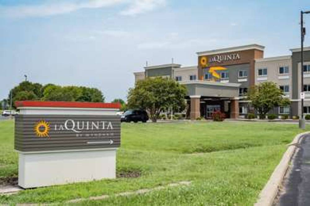 La Quinta Inn & Suites Evansville