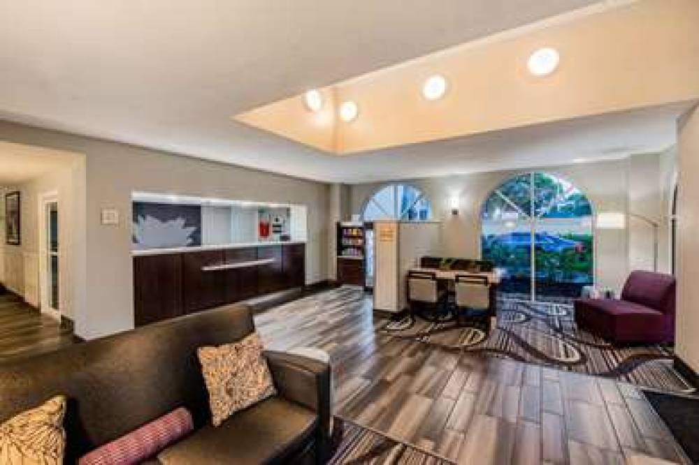 La Quinta Inn & Suites Fort Lauderdale Tamarac 8