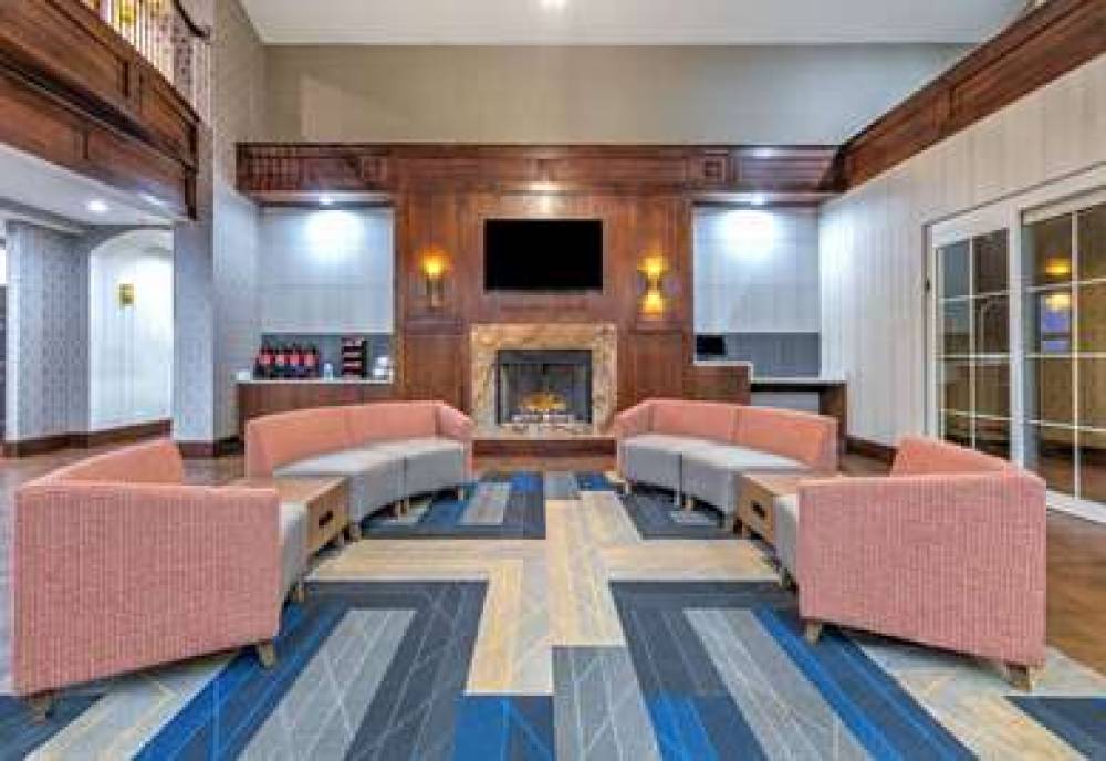 La Quinta Inn & Suites Fort Worth NE Mall 4