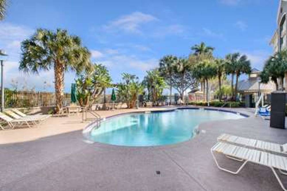 La Quinta Inn & Suites Ft. Lauderdale Airport 10