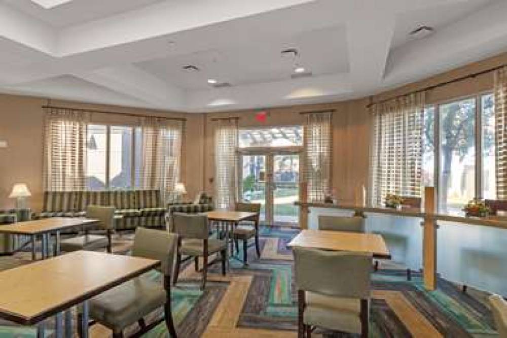 La Quinta Inn & Suites Ft. Lauderdale Airport 5