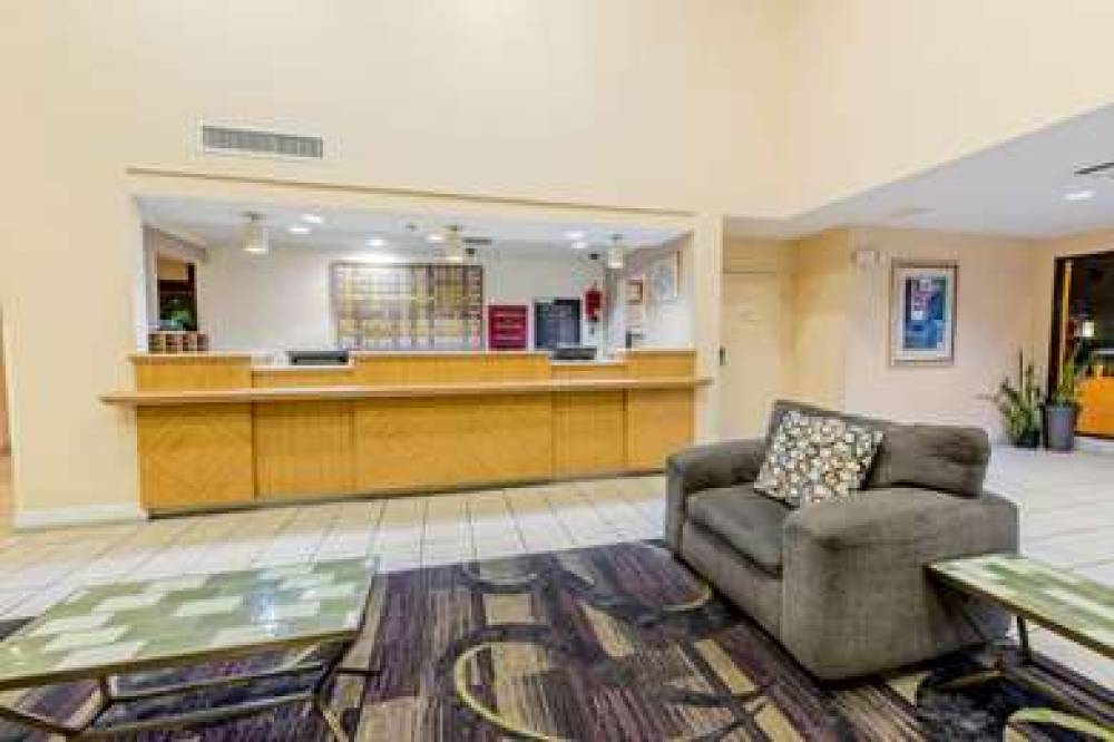La Quinta Inn & Suites Ft Lauderdale Cypress Creek 6