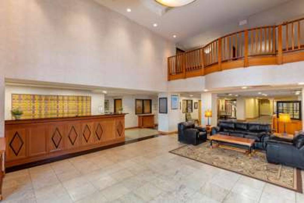 La Quinta Inn & Suites Garden City 8
