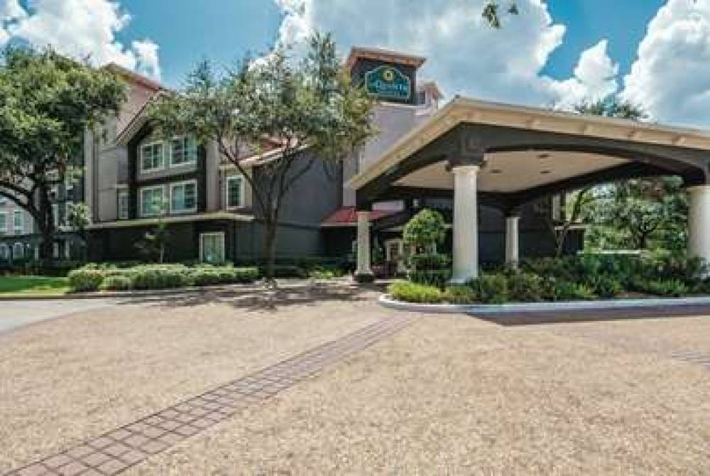 La Quinta Inn & Suites Houston Bush Iah South