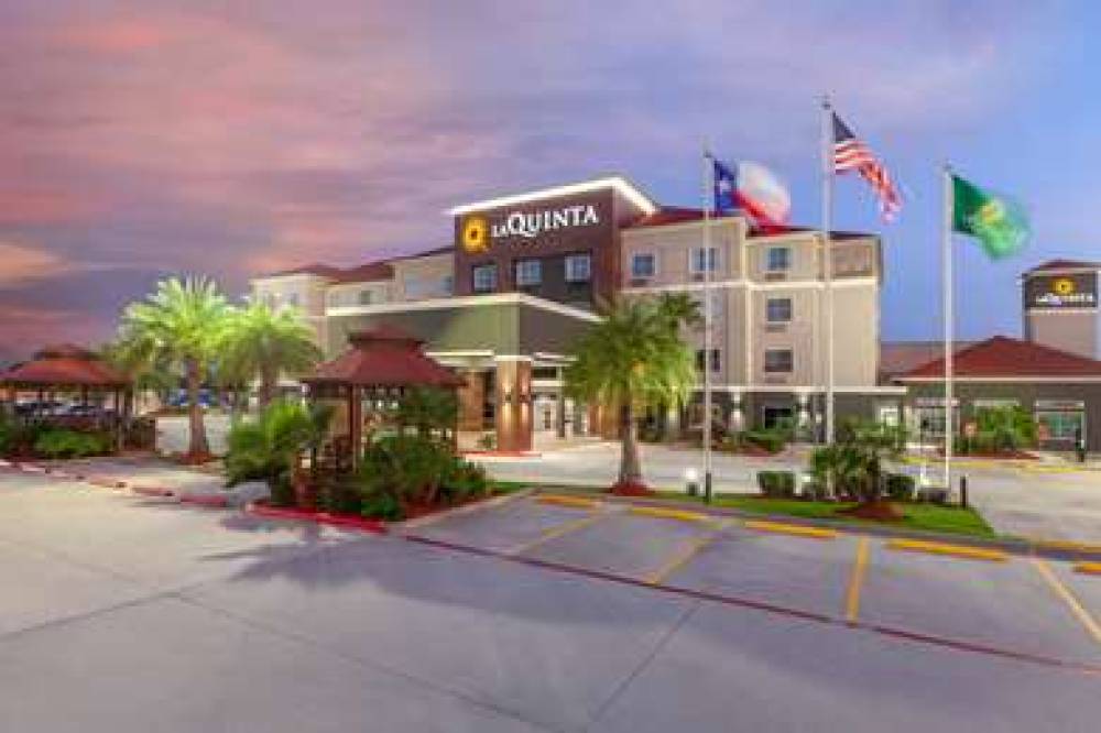 La Quinta Inn & Suites Houston Channelview 5