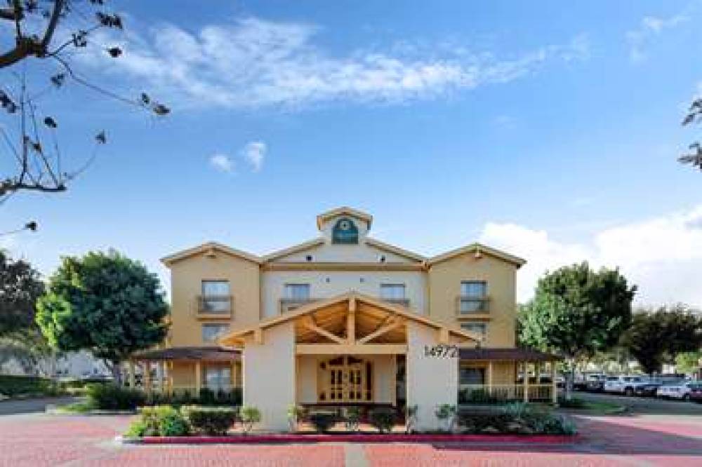 La Quinta Inn & Suites Irvine Spectrum 1