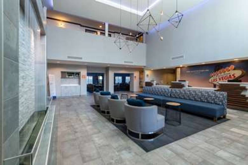 La Quinta Inn & Suites Las Vegas Airport South 4