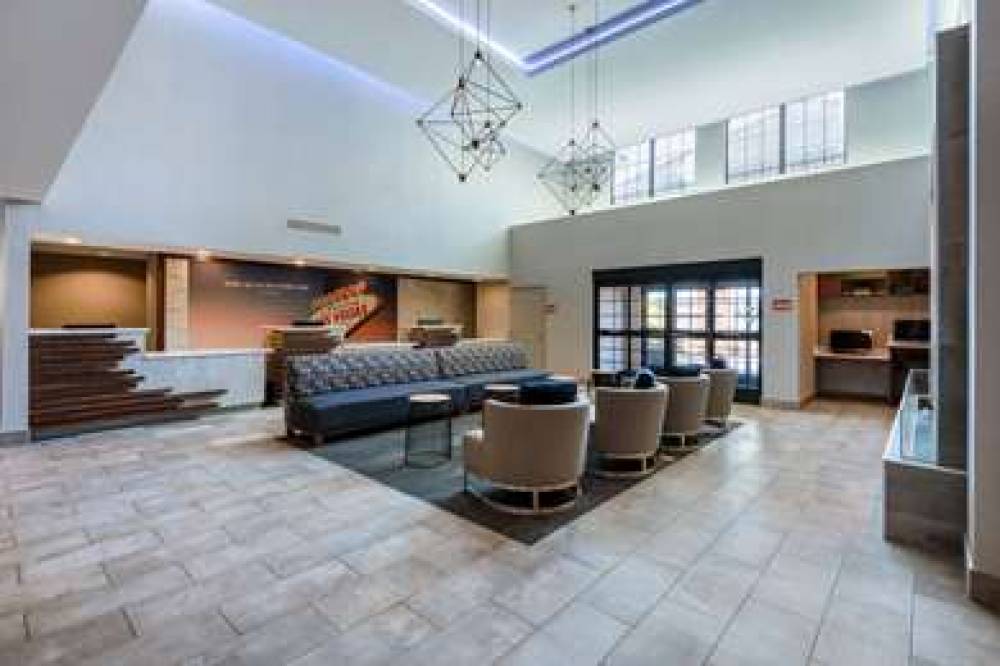 La Quinta Inn & Suites Las Vegas Airport South 9