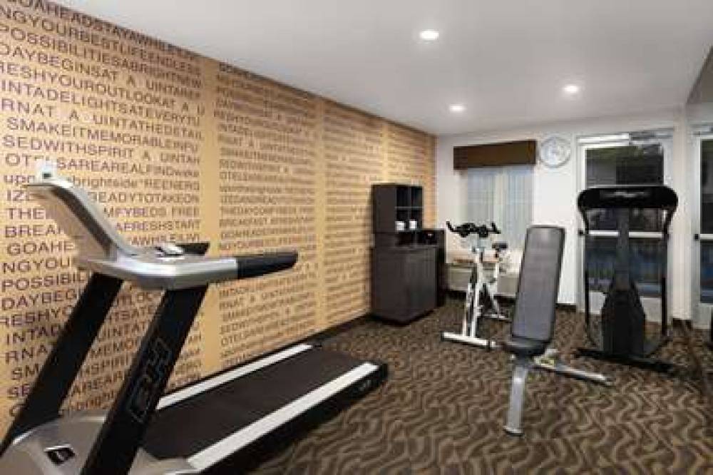 La Quinta Inn & Suites Las Vegas RedRock/Summerlin 8