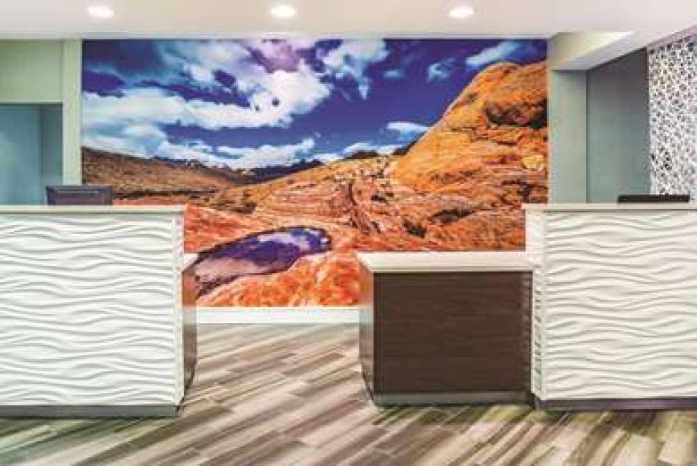 La Quinta Inn & Suites Las Vegas Summerlin Tech 6