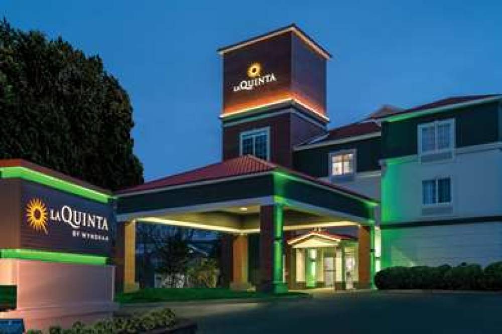 La Quinta Inn & Suites Latham Albany Airport