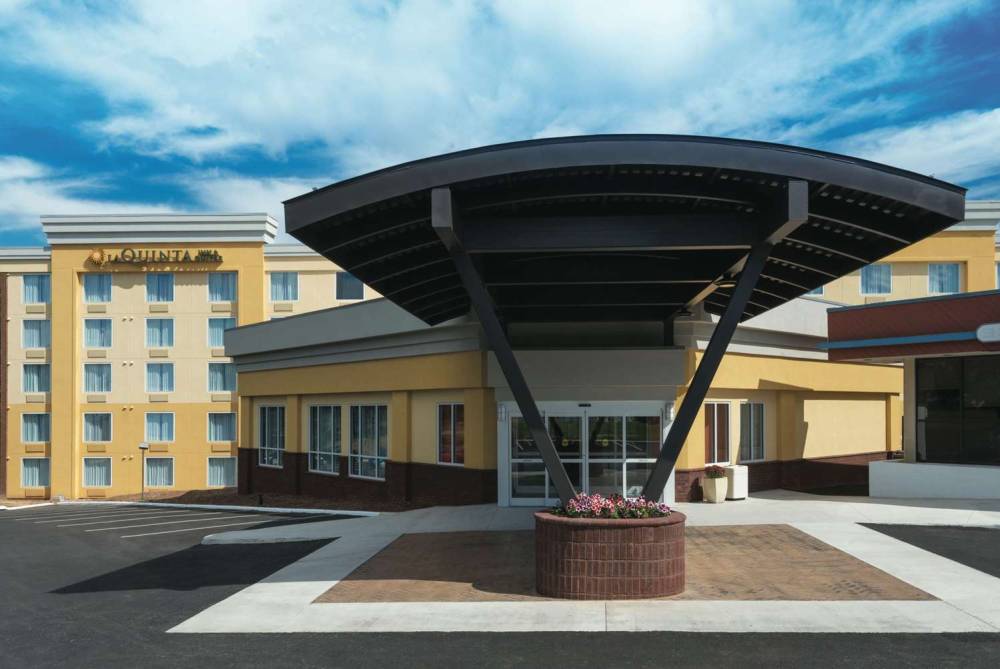 La Quinta Inn & Suites Lynchburg At Liberty Univ.