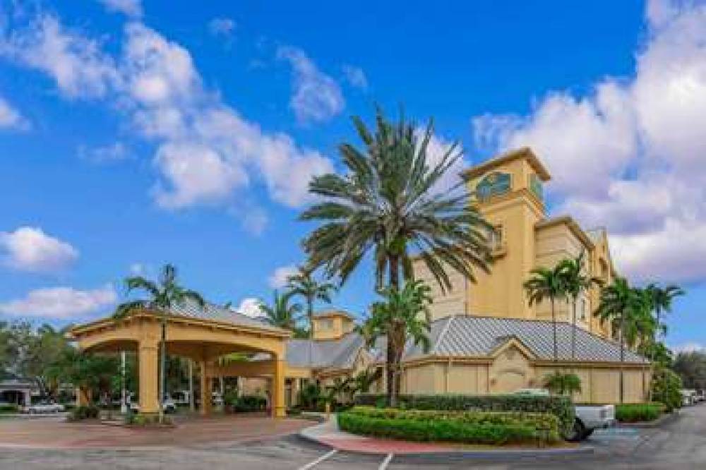 La Quinta Inn & Suites Miami Airport West 3
