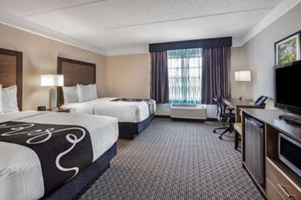 La Quinta Inn & Suites Miami Airport West 8