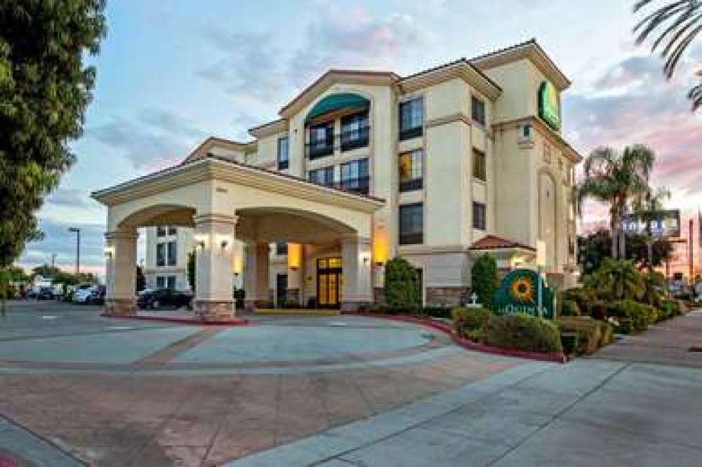 La Quinta Inn & Suites NE Long Beach/Cypress 2