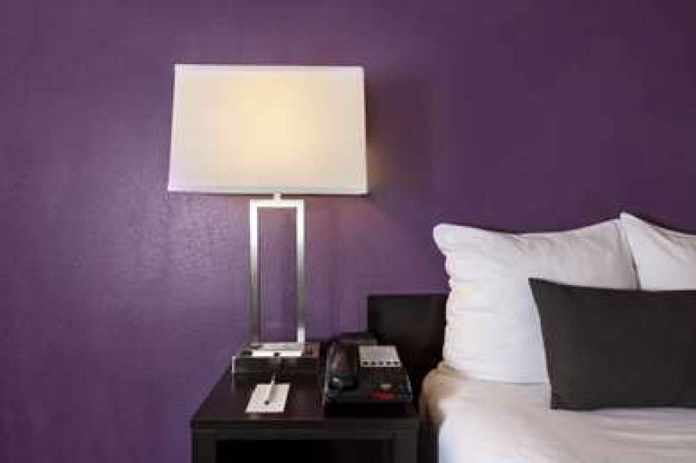 La Quinta Inn & Suites New York City Central Park 10